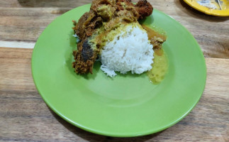 Andini Minang food