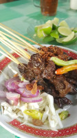 Sate Tongseng Jaran Moroseneng food