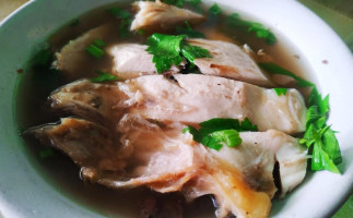 Sop Ayam Klaten Pak Mi'in (kelvin) food