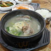 사월정문가든 food