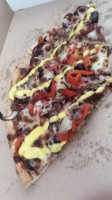 Cravin Pizza Cooroy food