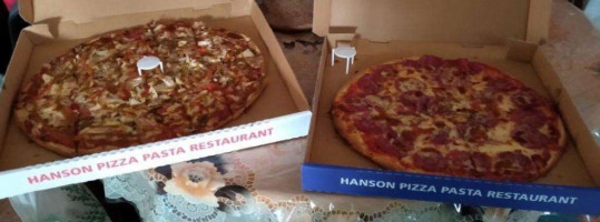 Hanson Pizza food