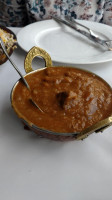 Guneet's Indian In Melton food