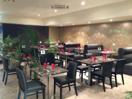 Kawloon Restaurant inside