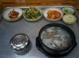 수석진곰탕 food