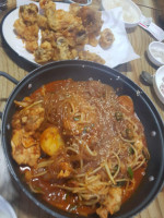 고향삼계탕 food