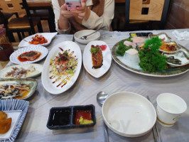 신선실비횟집 food