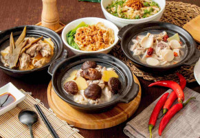 Bā Bā Mí Nǐ Tǔ Jī Guō Dǐng Zhōng Diàn food
