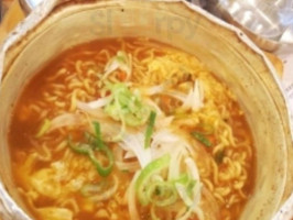 Jiāng Hǔ Dōng Bái Dīng Kǎo Ròu Diàn food