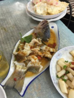 Juān Juān Cān Guǎn Wén Yùn Jiē Diàn food