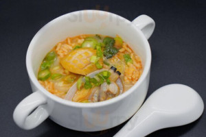 Gòng Chú Shùn Dé Měi De Wàn Háo Jiǔ Diàn food