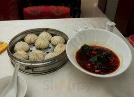Tiān Jīn Gǒu Bù Lǐ Bāo Zi Zhōng Shān Lù Diàn food