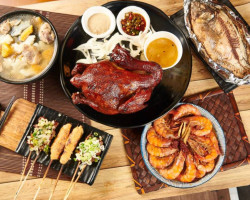 Jī Lǎo Bǎn Tǒng Zǐ Jī Zhǎng Chūn Diàn food