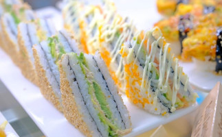Sushi Hub Brookside food