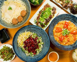 Pàng Dōu Dū Miàn． Shāo Jī． Jiǎo Zi food