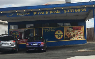 Rizzo's Pizza Pasta outside