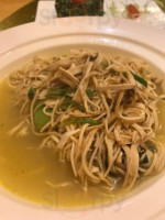 Hóng Wěi Dà Jiǔ Diàn food