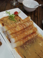 Bì Fēng Táng Bǎi Lián Jīn Shān Diàn food