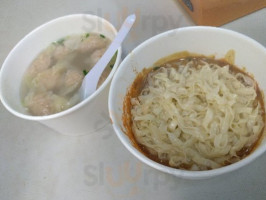 Láo Sōng Biǎn Shí Jiǎo Bīn Lù Diàn food