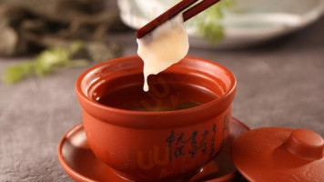 Chéng Qiáng Gēn Xì Yuán Chá Guǎn Tiān Zhù Diàn food