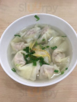 Shàng Hǎi Lǎo Shèng Chāng Tāng Bāo Guǎn Wēn Sù Diàn food