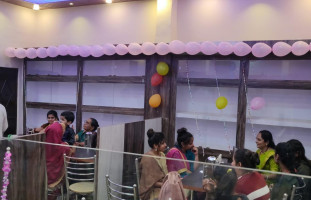Delhi 5 Cafe Lavkush Nagar food