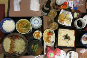 Wèi の Mín Yún Suǒ Zé Xiǎo Shǒu Zhǐ Diàn food