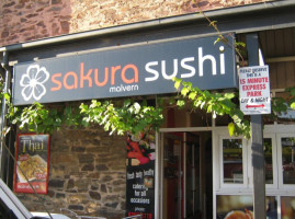 Sakura Sushi outside
