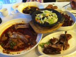 Méi Zhōu Dōng Pō Jiǔ Lóu Zhōng Guān Cūn Diàn food