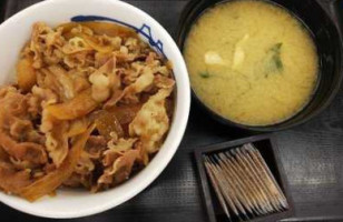 Sōng Wū Chuán Qiáo Běi Kǒu Diàn food