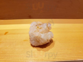 Sushi Yasuda inside
