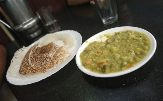 Grand Malabar ഹോട്ടൽ ഗ്രാൻഡ് മലബാർ food
