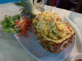 Sakorn No.49 Nook Bow Seafood food