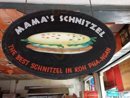 Mama’s Schnitzel food