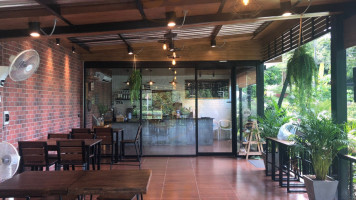 Coffee Villa Koh Phangan inside