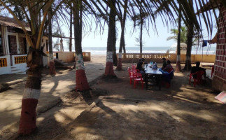 Gokhale's Nashik New Surbhi Beach Resort outside