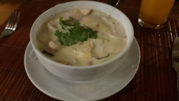Rik's Bar Restaurant food
