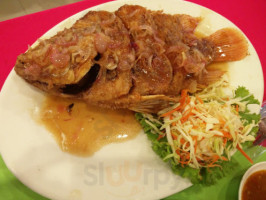 Reaun Talay Food food
