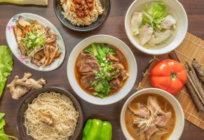 Jú Lín Jiǎ Miàn food
