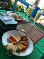 Phi Phi Rimlay Resort And food