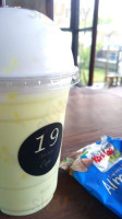19 Nineteen Cafe food
