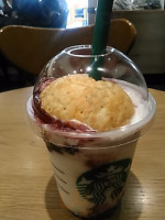 スターバックスコーヒー Bǎn Jí Nán Qiān Lǐ Diàn food