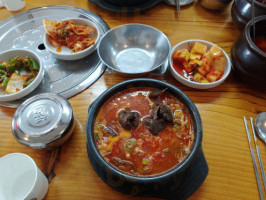 운암회관 food