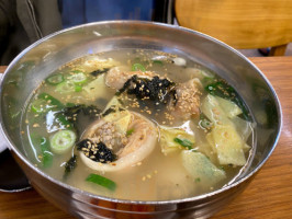 곰보냉면 food