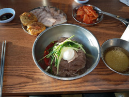 옥천냉면황해식당 food