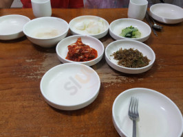 골목안채 food