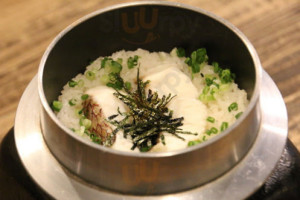 カラオケ Jū Jiǔ Wū Chún food