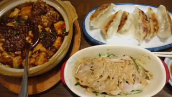 Zhōng Huá Shí Jiǔ Guǎn Tiān Yī Fāng Kū Zhī Nèi Diàn food