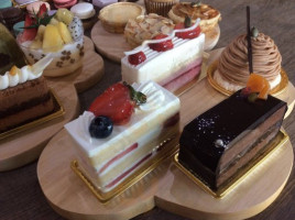 Platinum Cafe ＆dessert Shop From Shirokanedai food