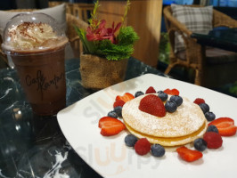 คาเฟ่ แคนทารี ศรีราชา food